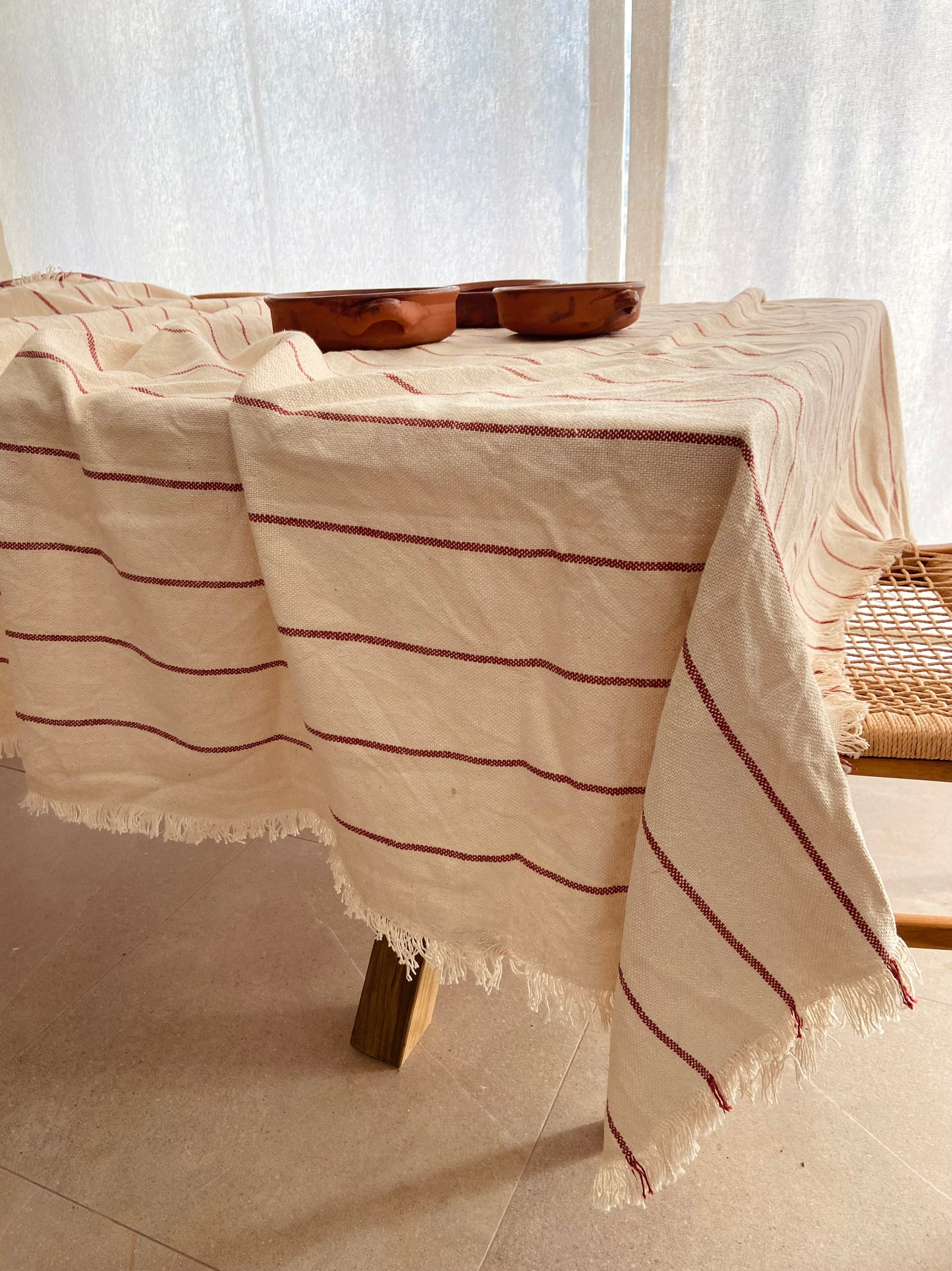 RED LINES TABLECLOTH 160x200CM