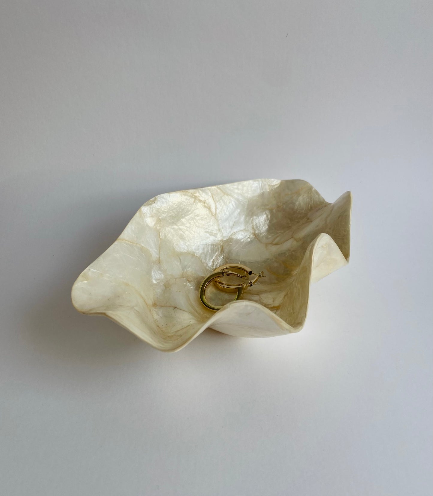 NACRE SHELL TRAY