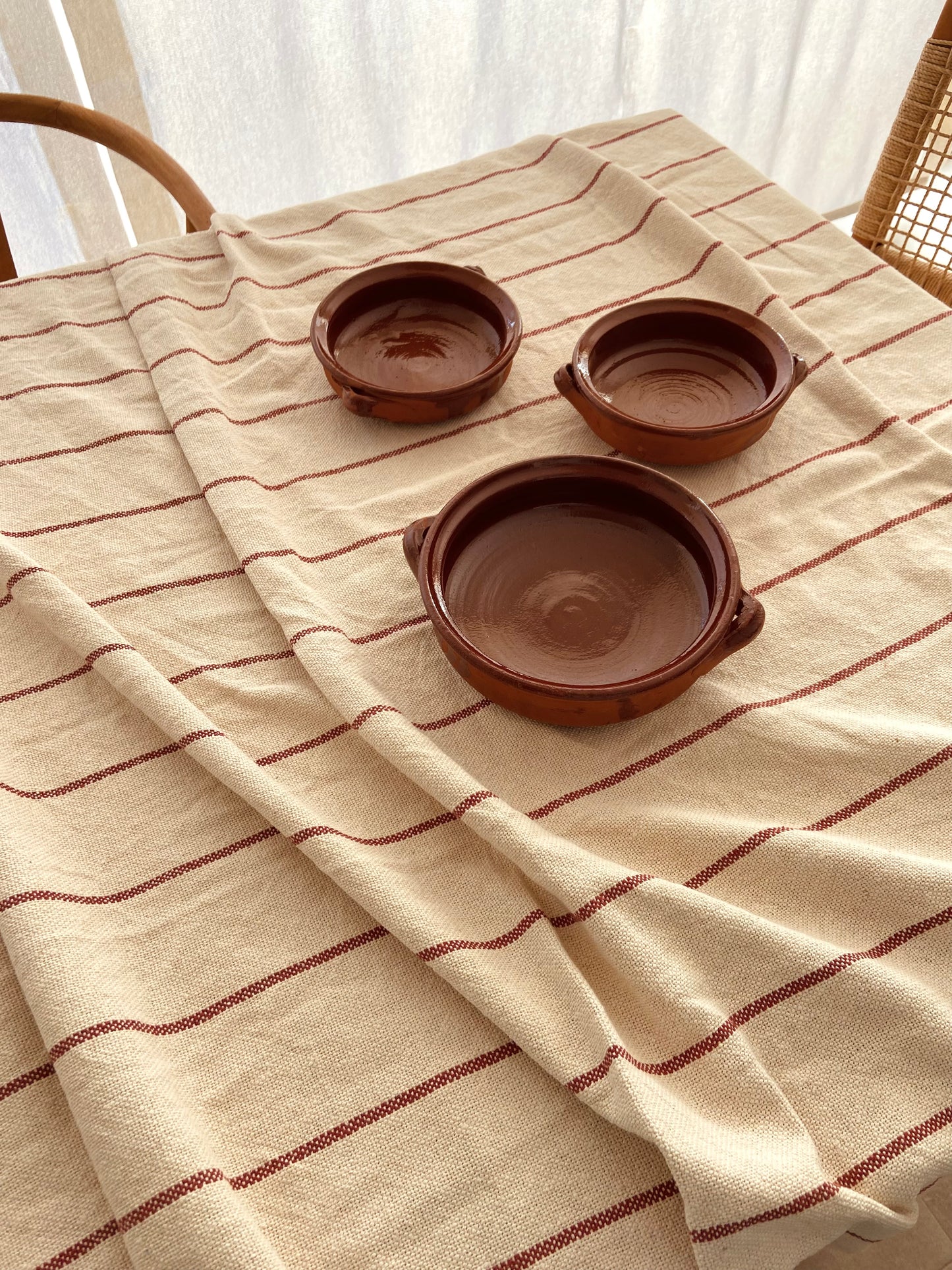 RED LINES TABLECLOTH 160x200CM