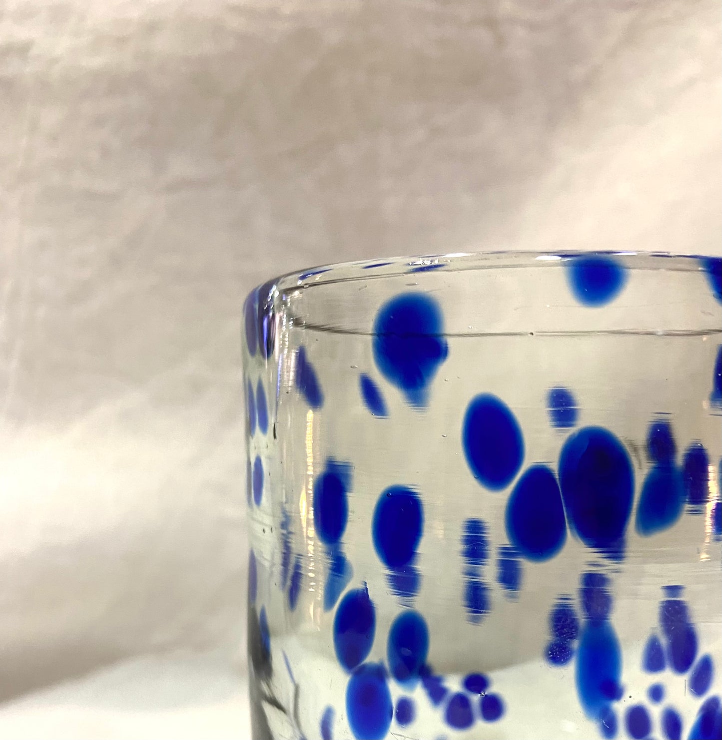 VASO VIDRIO MANCHAS AZULES