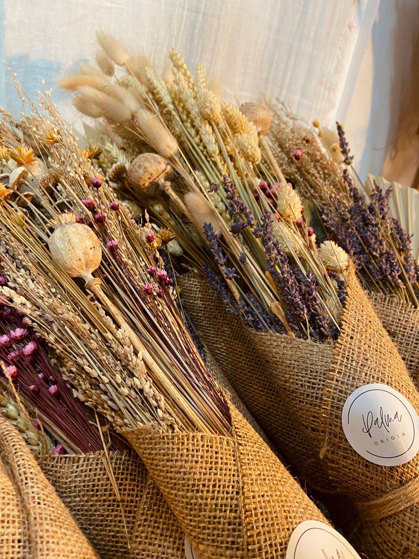 VARIED BOUQUET DRIED FLOWERS